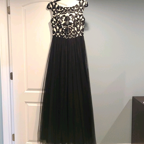 NWT Aidan Mattox Embroidered Bodice Mesh Ball Gown - Picture 4 of 9